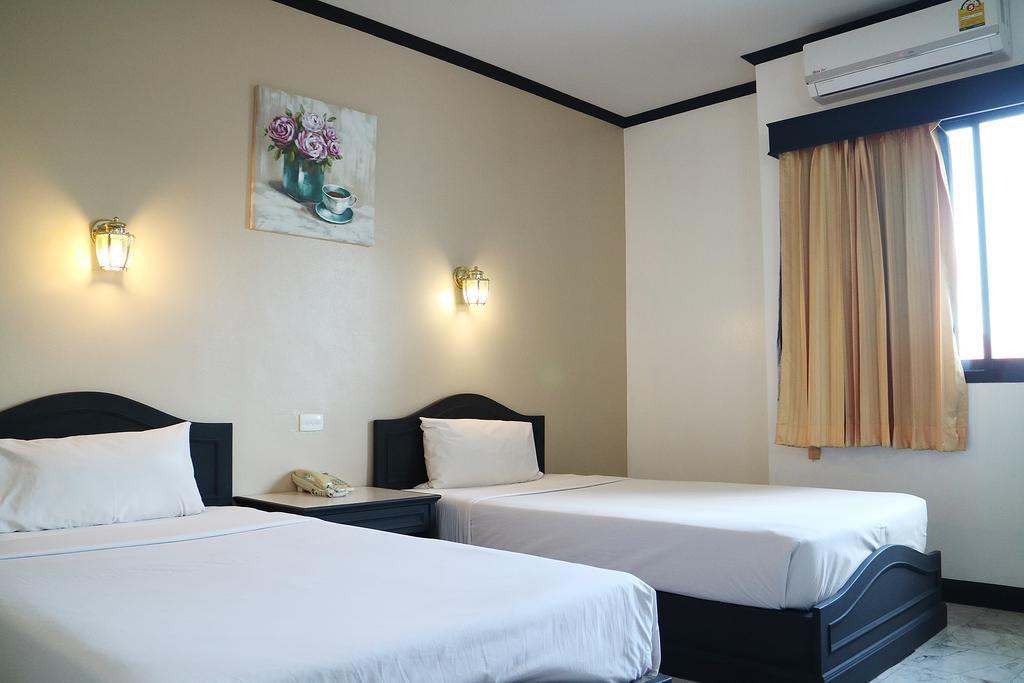פיטסנולוק Ava Hotel מראה חיצוני תמונה