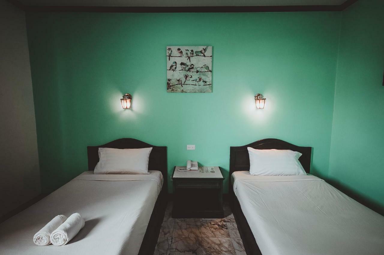 פיטסנולוק Ava Hotel מראה חיצוני תמונה